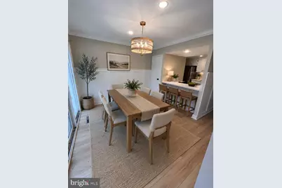 215 E Chelsea Circle, Newtown Square, PA 19073 - Photo 5