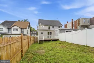 909 Pine St, Darby, PA 19023 - Photo 25