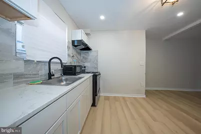 565 Chester Pike, Prospect Park, PA 19076 - Photo 9