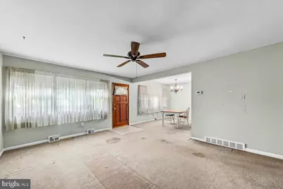 327 Ashland Avenue, Secane, PA 19018 - Photo 5