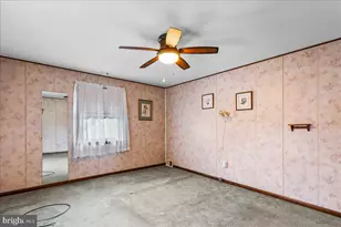 327 Ashland Ave, Secane, PA 19018 - Photo 15
