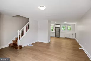 220 Houston St, Chester, PA 19013 - Photo 5