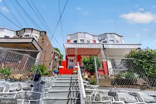 335 S 6th St, Darby, PA 19023 - Photo 1
