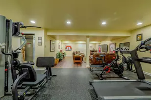 226 E Benedict Ave, Havertown, PA 19083 - Photo 59