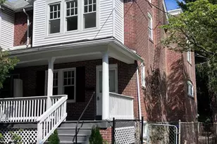 910 E 20th St, Chester, PA 19013 - Photo 1
