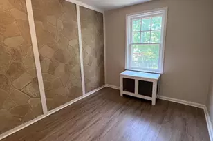 910 E 20th St, Chester, PA 19013 - Photo 19