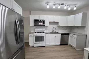 910 E 20th St, Chester, PA 19013 - Photo 9