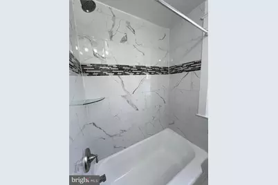 910 E 20th Street, Chester, PA 19013 - Photo 17