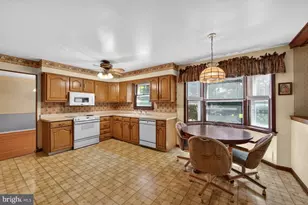 12 Secretariat Cir, Media, PA 19063 - Photo 11