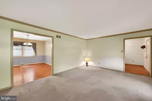 12 Secretariat Cir, Media, PA 19063 - Photo 9