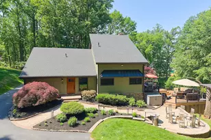 25 Oaktree Hollow Rd, West Chester, PA 19382 - Photo 3