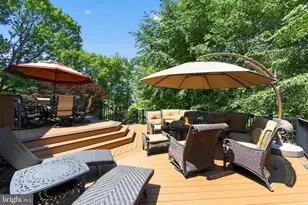 25 Oaktree Hollow Rd, West Chester, PA 19382 - Photo 9