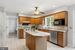 1060 Kirk Rd, Garnet Valley, PA 19060 - Photo 13