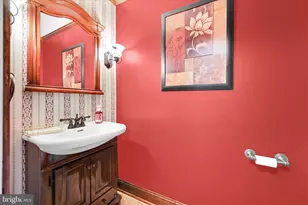 232 Beatrice Ln, Aston, PA 19014 - Photo 21