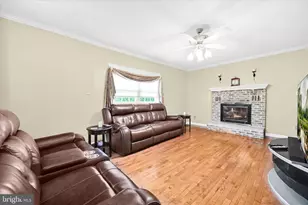 232 Beatrice Ln, Aston, PA 19014 - Photo 19