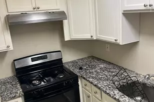 7147 Radbourne Rd, Upper Darby, PA 19082 - Photo 3