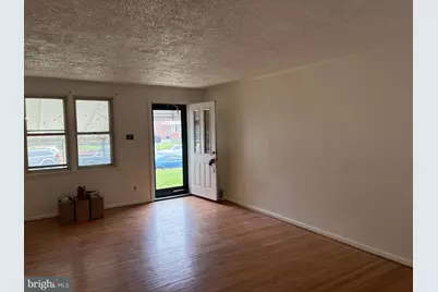 1053 Taylor Drive, Folcroft, PA 19032 - Photo 5