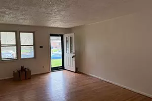 1053 Taylor Dr, Folcroft, PA 19032 - Photo 5