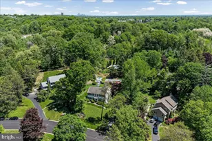 16 Oak Knoll Dr, Wallingford, PA 19086 - Photo 3
