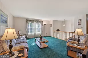 2202 Briarcliff Ave, Upper Chichester, PA 19061 - Photo 9