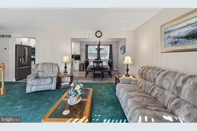 2202 Briarcliff Avenue, Upper Chichester, PA 19061 - Photo 13