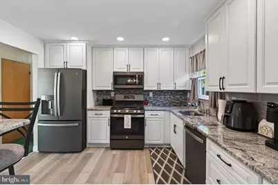 2202 Briarcliff Avenue, Upper Chichester, PA 19061 - Photo 17