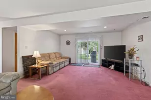 2202 Briarcliff Ave, Upper Chichester, PA 19061 - Photo 35