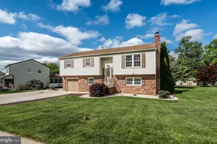 2202 Briarcliff Ave, Upper Chichester, PA 19061 - Photo 3