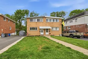 134 Crum Creek Dr, Woodlyn, PA 19094 - Photo 1