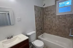 1023 Langley St, Marcus Hook, PA 19061 - Photo 23