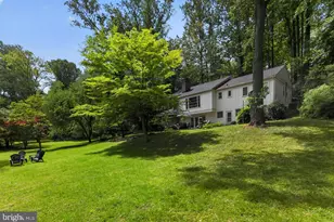 8 N Longpoint Ln, Rose Valley, PA 19063 - Photo 3