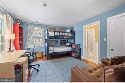 230 S Wayne Avenue, Wayne, PA 19087 - Photo 33