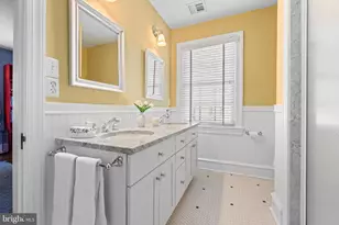 230 S Wayne Ave, Wayne, PA 19087 - Photo 35