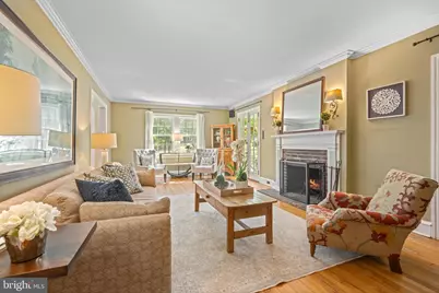 230 S Wayne Avenue, Wayne, PA 19087 - Photo 9