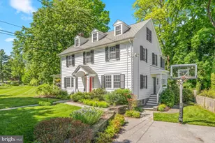 230 S Wayne Ave, Wayne, PA 19087 - Photo 3