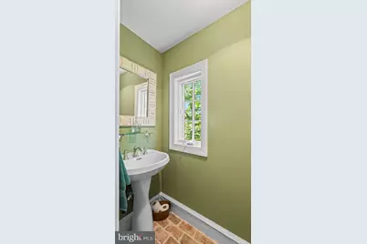 230 S Wayne Avenue, Wayne, PA 19087 - Photo 47