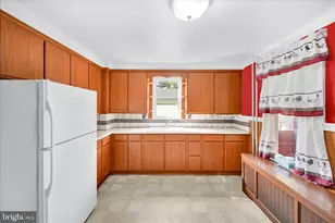 1666 Ward St, Marcus Hook, PA 19061 - Photo 13