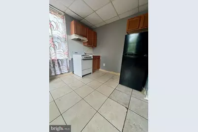 700 Pine Street #APT 2F, Darby, PA 19023 - Photo 7