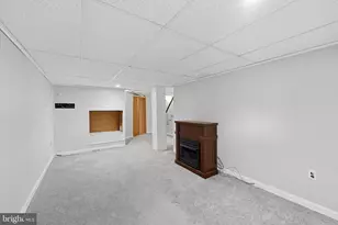 110 Academy Ln, Upper Darby, PA 19082 - Photo 21