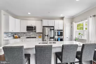 17 Skylar Cir, Media, PA 19063 - Photo 7