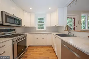 646 Beechwood Dr, Havertown, PA 19083 - Photo 13