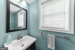 9 Pickwick Ln, Newtown Square, PA 19073 - Photo 17