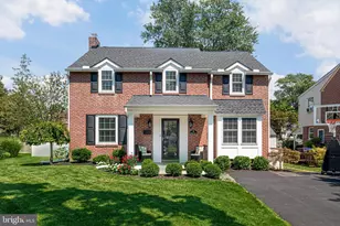 9 Pickwick Ln, Newtown Square, PA 19073 - Photo 1