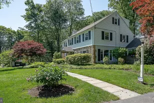 734 Woodcrest Rd, Wayne, PA 19087 - Photo 3