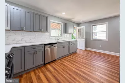 204 Barker Avenue, Sharon Hill, PA 19079 - Photo 15