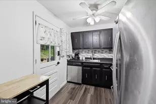 801 E Penn Pines Blvd, Aldan, PA 19018 - Photo 7