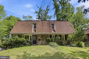801 E Penn Pines Blvd, Aldan, PA 19018 - Photo 1