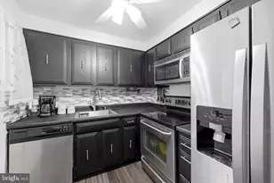 801 E Penn Pines Blvd, Aldan, PA 19018 - Photo 9