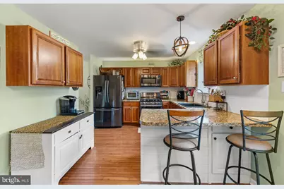 175 Megan Circle, Aston, PA 19014 - Photo 9
