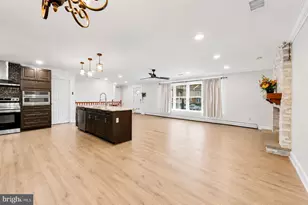 1010 Excelsior Dr, Upper Chichester, PA 19014 - Photo 9